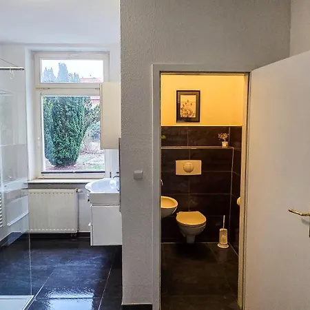 Grosszuegiges City-apartment Fuer 8 Gaeste Mit Parkplatz Im Zentrum * ヴェルニゲローデ