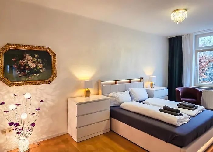 Grosszuegiges City-apartment Fuer 8 Gaeste Mit Parkplatz Im Zentrum 韦尼格罗德