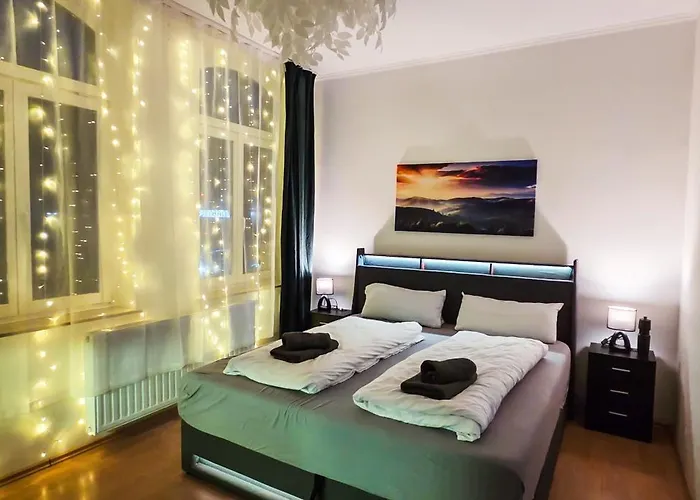 Grosszuegiges City-apartment Fuer 8 Gaeste Mit Parkplatz Im Zentrum 公寓